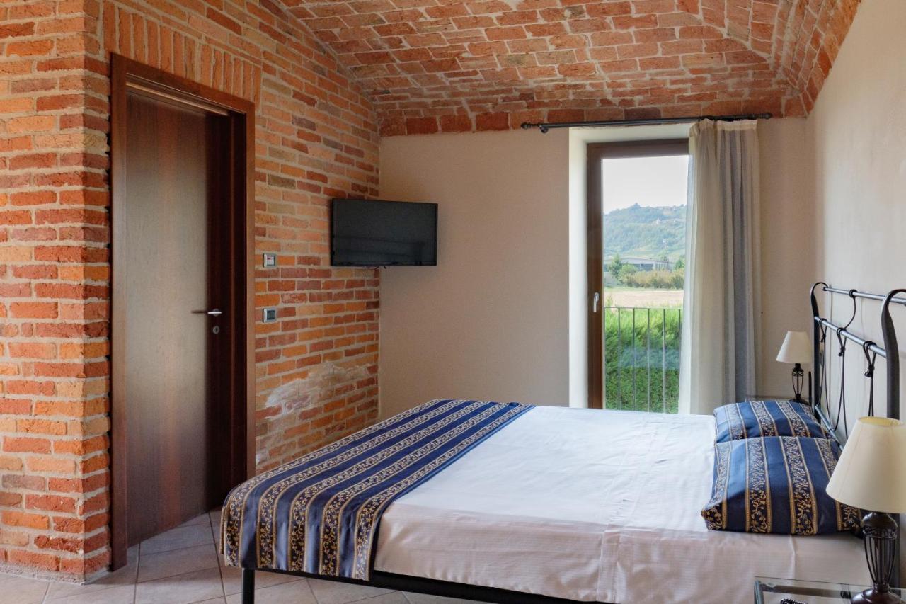 Hotel Le Botti Guarene Dış mekan fotoğraf